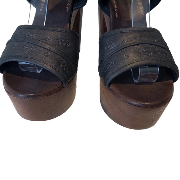 COOLWAY WOODEN PLATFORM HEELS SANDALS BLACK WITH FLORAL DESIGN SIZE 10 - Picture 6 of 16